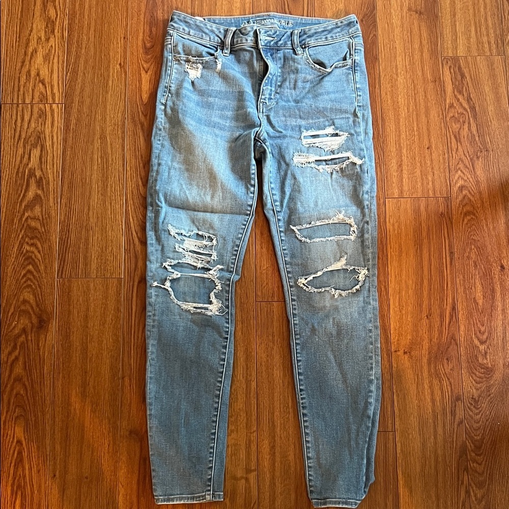 American Eagle Ripped Light Blue Hi-Rise Jegging